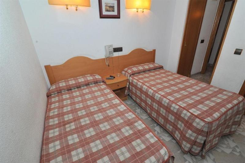 Hostal Goyma I San Fernando De Henares Exterior photo
