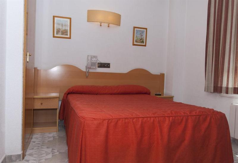 Hostal Goyma I San Fernando De Henares Exterior photo