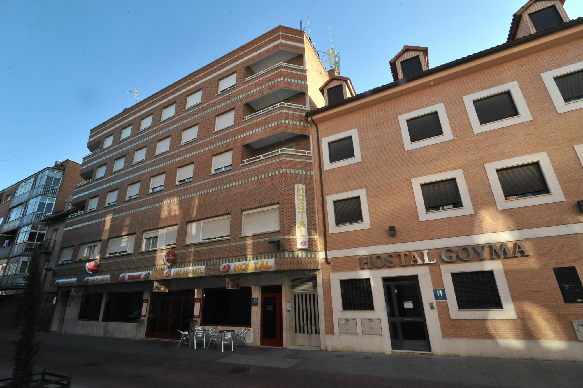 Hostal Goyma I San Fernando De Henares Exterior photo