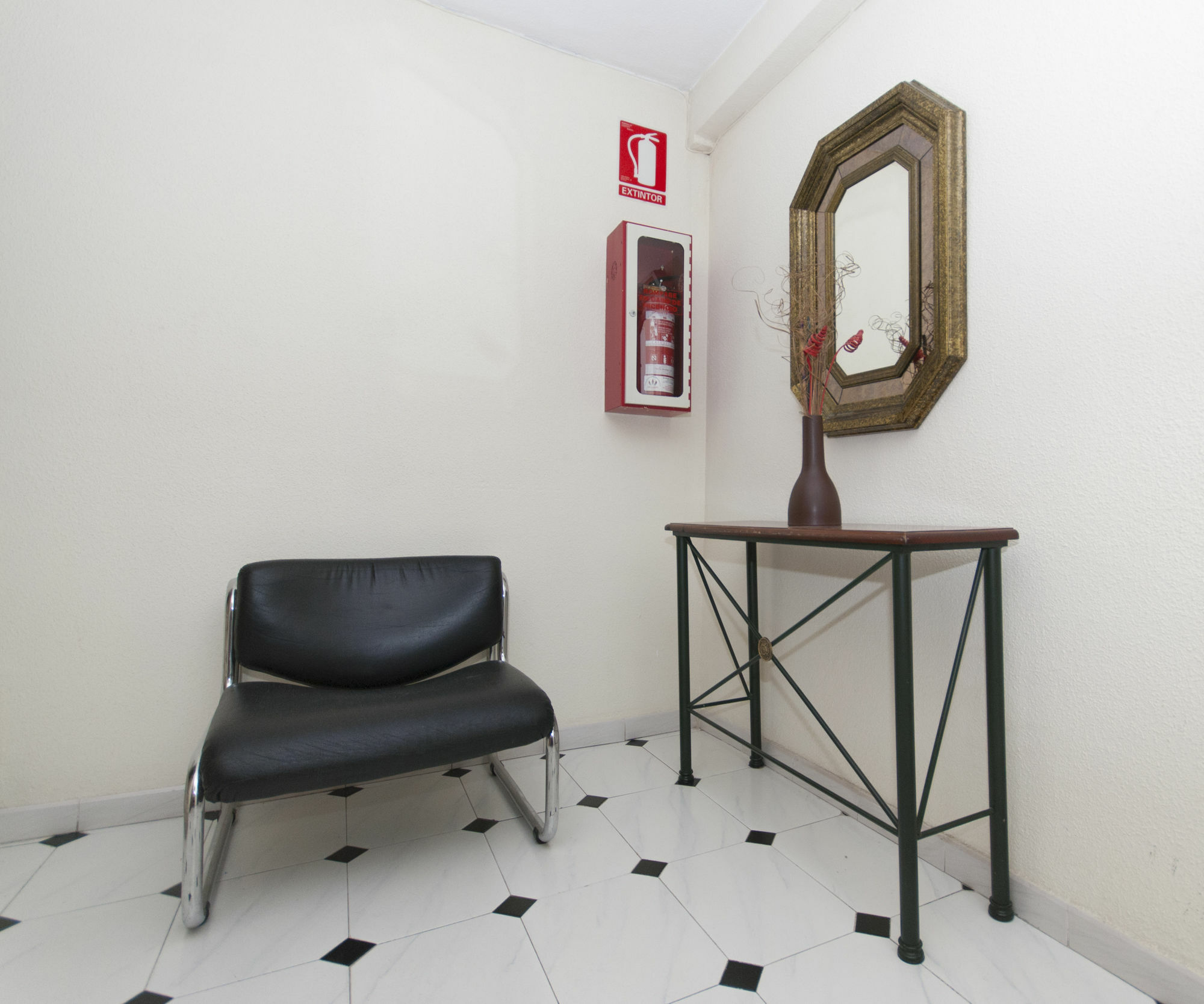 Hostal Goyma I San Fernando De Henares Exterior photo